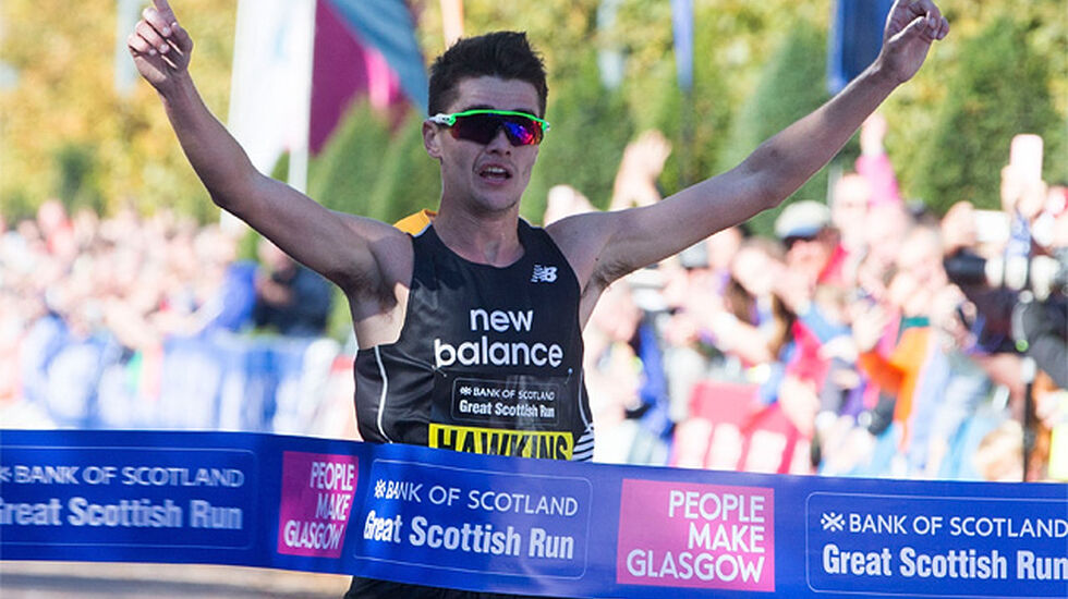 Callum Hawkins satte både skotsk rekord og løyperekord da han vant halvmaratonløpet Great Scottish Run på 1.00.24. (Foto: arrangøren) 