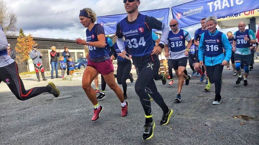Fra starten på 21 km (foto: Ida Aasne Sande Wangen).