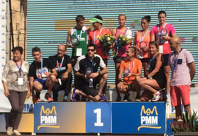 Ingeborg Dahl (bak til høyre) ble nummer tre på 10 kilometeren i Palma Marathon. (Foto: Snorre Lægran)