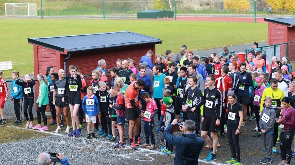 Fra starten på 5 og 10 km (foto: Ane Tømmernes).