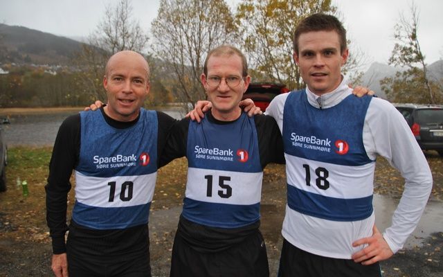 Tre første. Fra venstre Bjørn Ole Vassbotn, Are Uran og Anders Heggen. Foto Martin Hauge-Nilsen