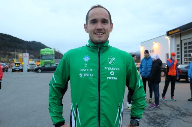 Olger Pedersen vant i dag 10 km på vinterkarusellens 1. løp i Ålesund