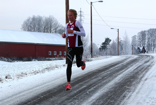 Ole-Petter Fjeld i klar ledelse fra start til mål lørdag. (Foto: Bjørn Hytjanstorp)