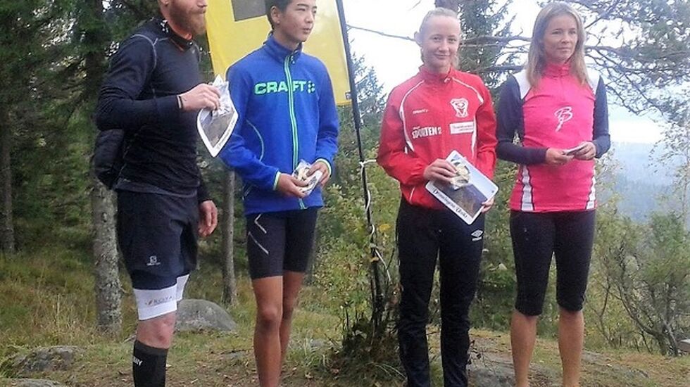 Klassevinnerne på toppen etter løpet (fra v.): Hans  Amund Solberg, Aleksander Haug, Tiril Kristine Knutsen og Silvia Holmseth. (Arrangørfoto)