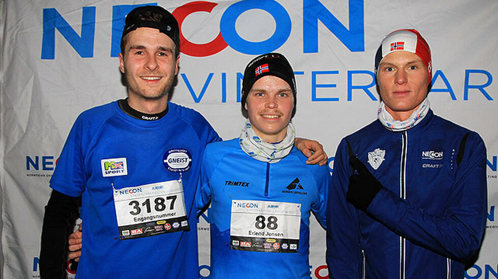 Premiepallen for menn 10km: Andreas Iden, Erlend Jensen og Sondre Øvre-Helland.