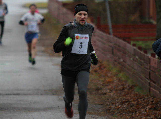 Vaidas Zinkus har fått interesse for løping de siste par årene. For en måned siden løp han halvmaraton under Jessheim Vintermaraton på 1.30.08. Søndag vant han Tjømekarusellen.