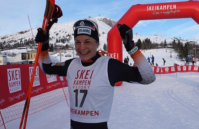 Astrid Uhrenholdt Jacobsen, IL Heming fornøyd etter å ha gjennomført Skeikampenrennet nesten ti minutter raskere enn i fjor og satt ny løyperekord med nesten sju minutter. (Foto: Skeikampen Resort)