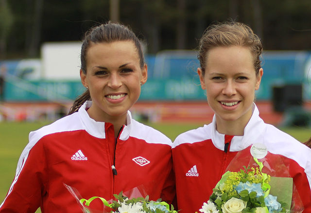 Veronika Blom (til venstre) og Silje Fjørtoft er to av ganske mange løpere som har meldt seg ut av Vidar. (Foto: Stig Vangsnes) 
