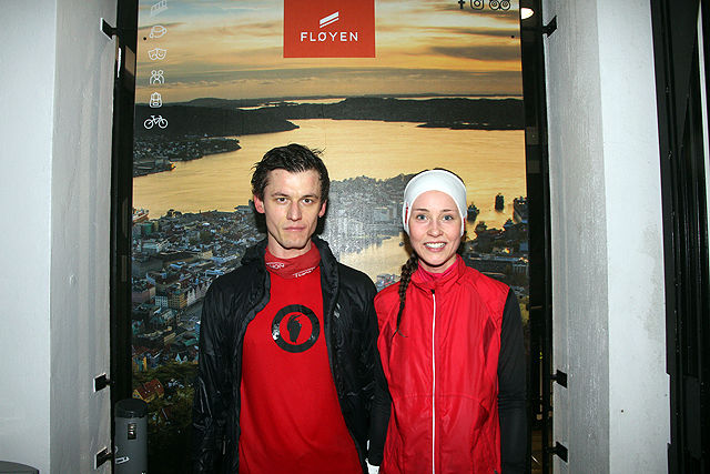 Kristoff Bjørn Simon og Trine Larsen var raskest til toppen av Fløyen