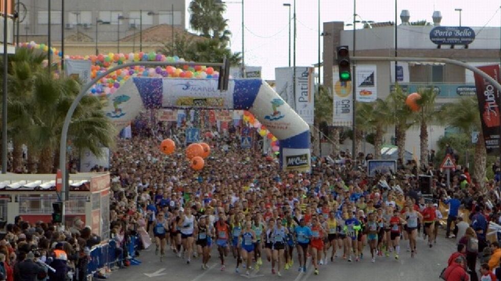 Fra en tidligere utgave av Santa Pola halvmaraton (Foto: mitjasantapola.com)
