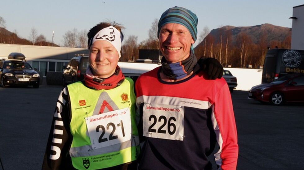 De to beste på 10 km under 4. løp i Ålesund vinterkarusell. Fra venstre, Pål Andre Lervåg og Jan Ketil Vinnes