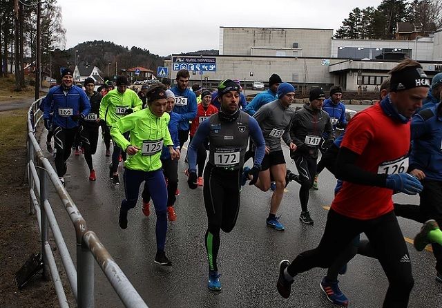 Fra lørdagens løp i Mandal som også var årets siste i Vest-Agder vinterkarusell (Foto: maraton.no)
