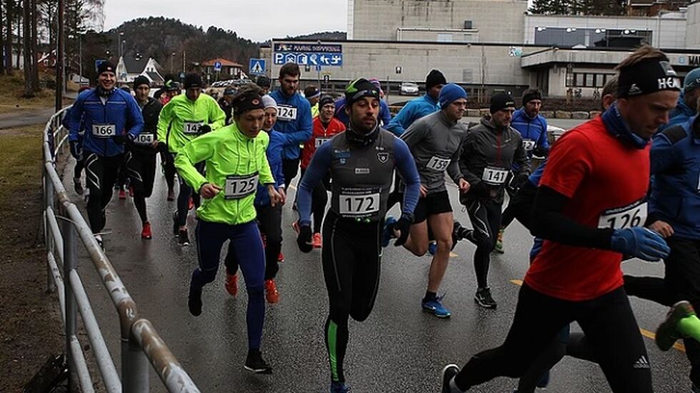 Fra lørdagens løp i Mandal som også var årets siste i Vest-Agder vinterkarusell (Foto: maraton.no)