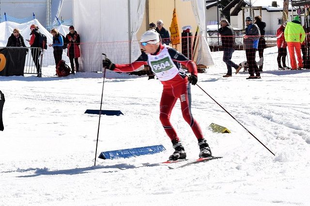 Fristileksperten Finn Magnar Hagen fra Åslia Skilag stilte i klassisk stil på den første distansen men tok likevel gullet med et snaut minutts margin på 10 km i klasse M10 (menn 76-80 år). (Arrangørfoto)