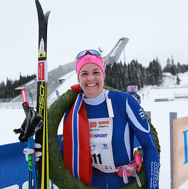 Ingeborg Dahl, Ringkollen Skiklubb er tatt ut til VM på rulleski. Her etter seieren i Holmenkollmarsjens 47 KM . Foto: Kjell VIgestad