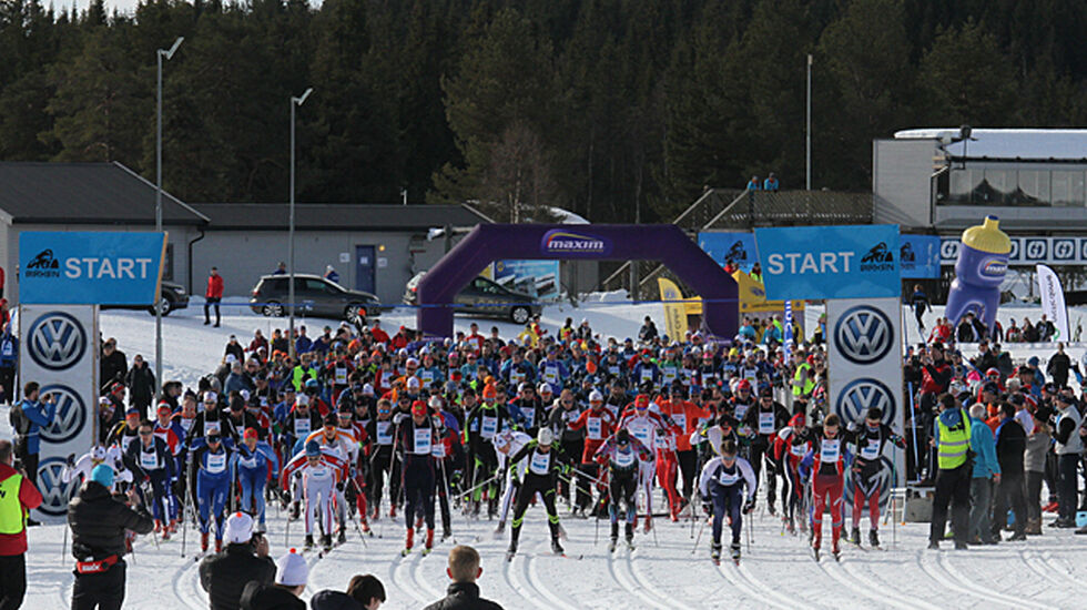 207 lag ut fra start i StafettBirken, som i år hadde både start og mål på Birkebeineren Skistadion.