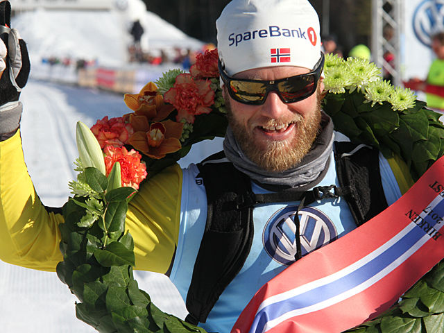 Med seierskransen: Martin Johnsrud Sundby ble nr. 2 for to år siden. Med spesialtrening på staking ble det seier denne gangen.