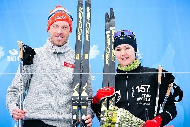 Totalvinnerene etter det 5. Årefjällloppet - Anders Aukland og Britta Johansson Norgren. (Arrangørfoto)