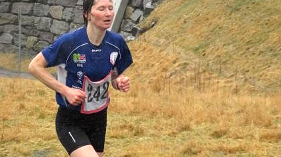 Løyperekord: Maryna Novik frå arrangørklubben IF Klypetussen sette løyperekord med 8.00 minutt. Det betyr at ho løp fortare enn nokon andre har gjort sidan den første Trongjo Opp gjekk for 34 år siden. (Foto: Olav Samland)