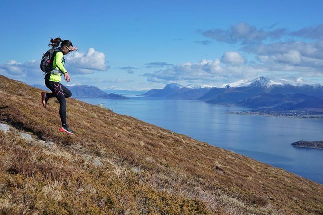 Nedoverløping er gøy og utfordrende. (Foto: Tbjx) Nedoverløping er gøy og utfordrende. (Foto: Tbjx)