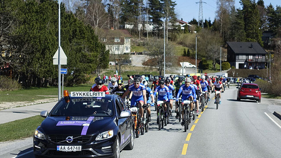 Starten har gått for 35 km i Høiåsrittet 2017. (Alle foto: Bjørn Johannessen)