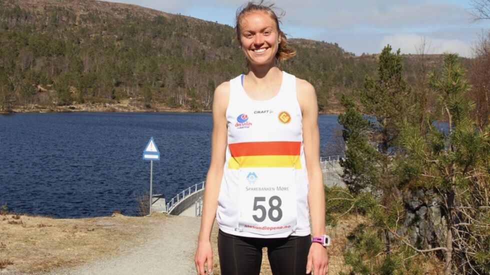 Ingrid Festø vant årets utgave av Eikenosa Opp i Ålesund. Ingrid er fra Volda, representerer IL Gular, men bor nå på Valderøya