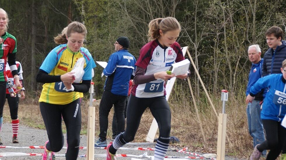 Kristine Kravdal (81) fra Gjø-Vard OL ble vinner av klasse D15-16 i Moskogen onsdag kveld. (Foto: Stein Arne Negård)