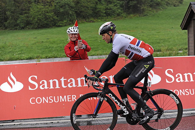 Edvald Boasson Hagen har tatt andreplassen på den 2. etappen, og har kortet inn forspranget til sammenlagtlederen.