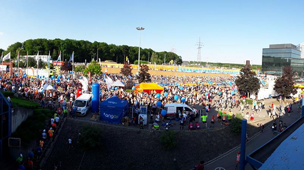 Fra startområdet i årets Ing Night Marathon Luxemburg (Arrangørfoto).