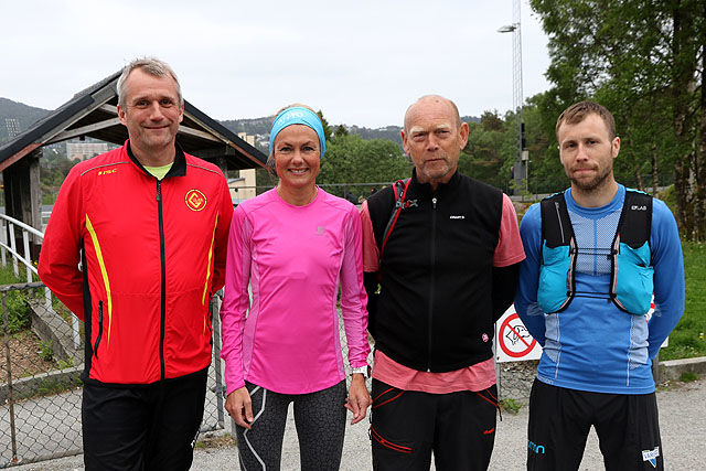 Klar for Bergens Råeste, løypesjef Tom Eirik Eikanger, Kirsten Marathon Melkevik, Stian Angermund-Vik og Kjell Karstensen