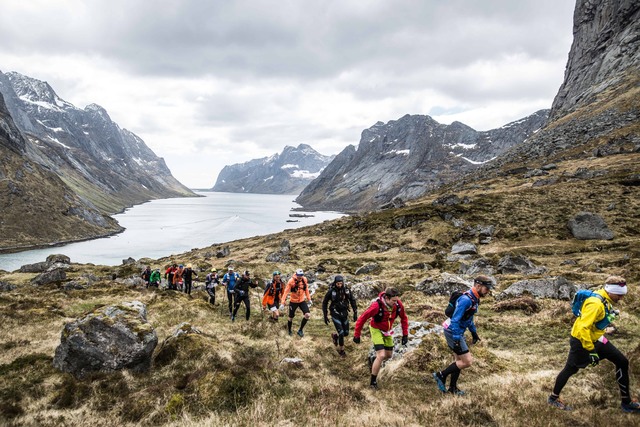 Deltagere i 2017-løpet. (Foto: Alexis Berg)