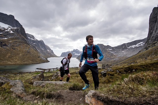 Hallvard Schjølberg i fantastiske omgivelser. (Foto: Kai-Otto_Melau)