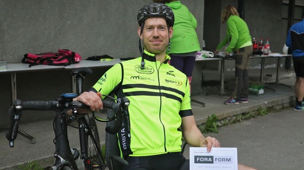 Arild Foldal vant hovedpremien som var en flott stol fra Fora Form. Foto: Martin Hauge-Nilsen