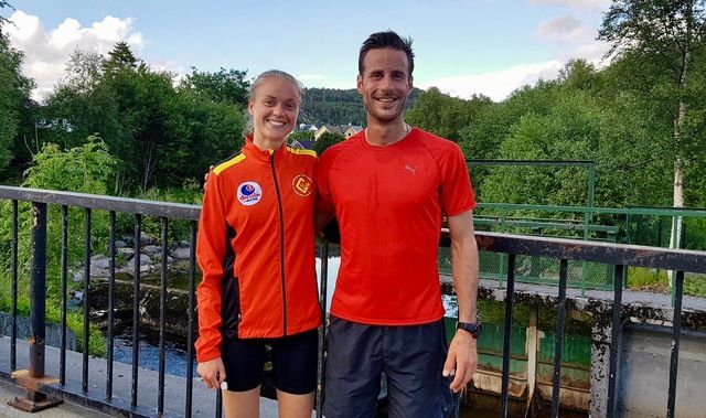 Ingrid Festø blei totalvinner på 5 km og Marcus Megrund vant 10 km på gode tider.  De to er fysioterapeutkolleger på Valderøya, trener mye sammen og deltar ofte på lokale løp.