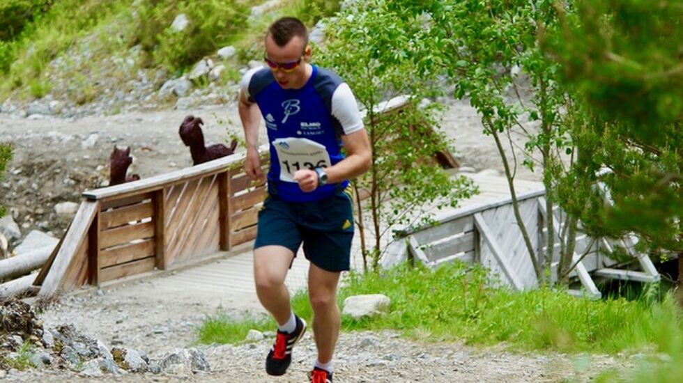 Johan Bugge forsøkte seg på Molde7topper tidligere i år, men måtte gi fra seg en klar ledelse tidlig i løpet. Seinere vant han suverent BDO-mila på Molde. I Varden Opp i Sula på Sunnmøre holdt han også heilt inn og tok en klar seier. Foto: Jostein Håland