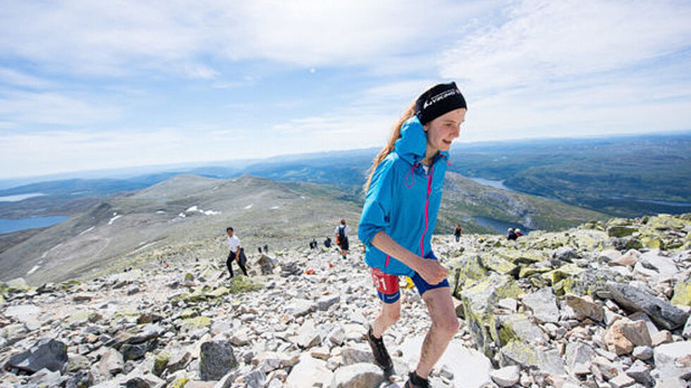 17 år gamle Lucia Philipp utklassa sterke konkurrenter og satte en soleklar løyperekord i Viking Challenge. (Foto: arrangøren) 