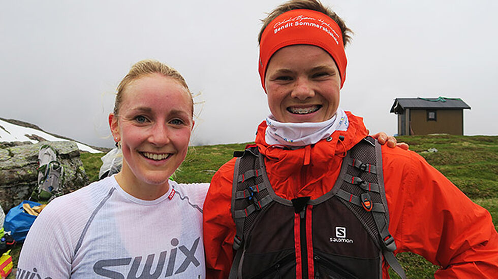 Vinnarar av konkurranse kort løype vart Øystein Støfring (t.h) og Kathrine Rørtveit. (Alle foto: Sindre Hoff)