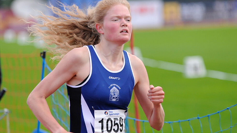 Mariann Roe har kvalifisert seg på 10 000 meteren i U23-EM. (Foto: Arne Dag Myking)