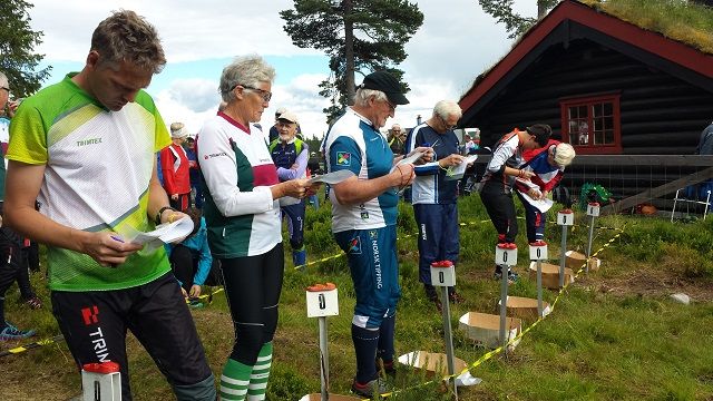 Klare til start ved Vollkoia. (Foto: Stein Arne Negård)