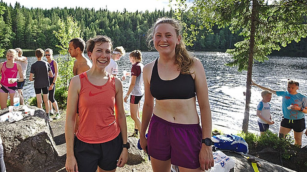 Urd Vindenes og Molly Bazilchuk, begge OSI var blant de 96 som koste seg ved Fagervann i den 10. utgaven. Foto: Audun Bugge