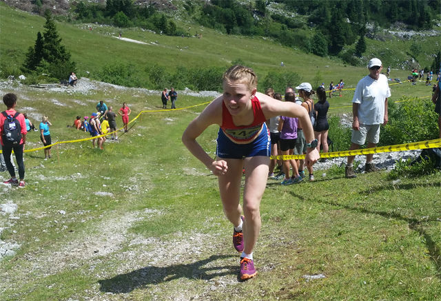 Karoline Holsen Kyte på vei mot en flott 4. plass. Foto : Torun Øvergaard Aarvik Karoline Holsen Kyte på vei mot en flott 4. plass. Foto : Torun Øvergaard Aarvik