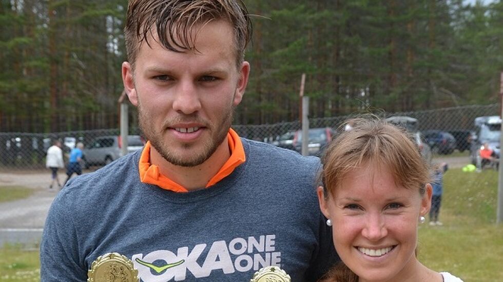 RASKEST: Ola Korbøl, Mosvik, og Monika Kørra, Ren-Eng var raskest i årets Risberget Rundt. (Foto: Trond Øsmundset)
