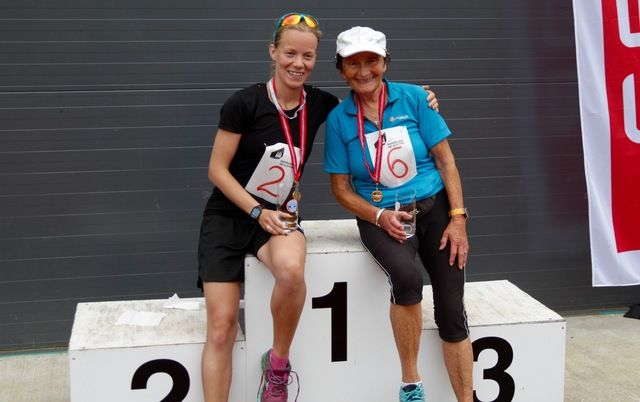 Linda Hovde t.v. og Signy Henden Rustlie skal delta i Hornindalsvatnet maraton I år som i fjor, Linda på halvmaraton og Signy på sin maraton nummer 100