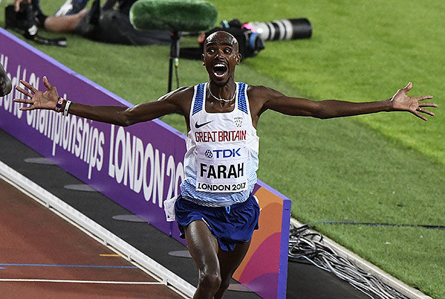 På velkjent vis løp Mo Farah over mål som verdensmester på 10 000 m. (Foto: Bjørn Johannessen) 