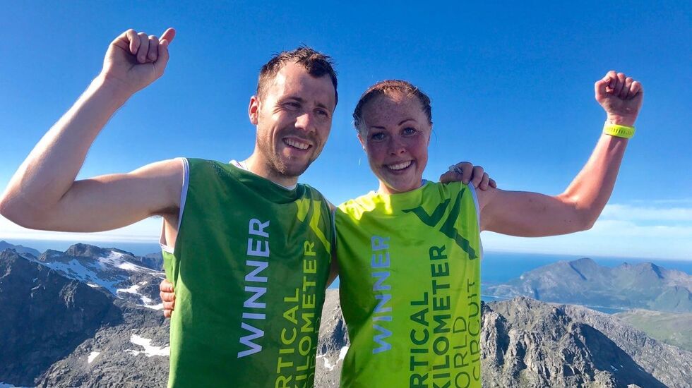 Vinnerne av Blåmann Vertikal kilometer, Eli Anne Dvergsdal og Stian Angermund-Vik. (Foto: Arrangøren)