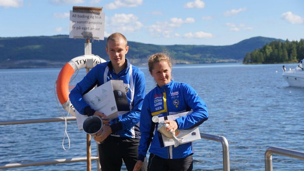 O-løperparet Eskil Kinneberg og Lisa Risby vant begge i Åneskøl Opp. (Foto: Bjørn Saksberg)