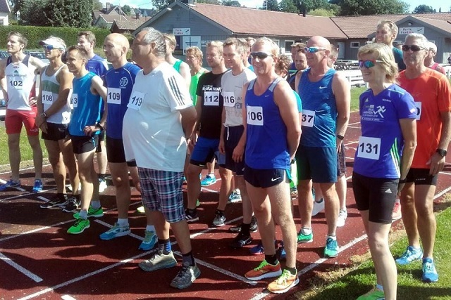 Fra starten av 10000 m (Foto: IL Express/Rino Rudsli).
