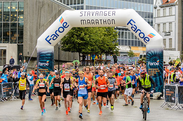 Starten på maraton i 2017 (Foto: Øyvind Andersen)
