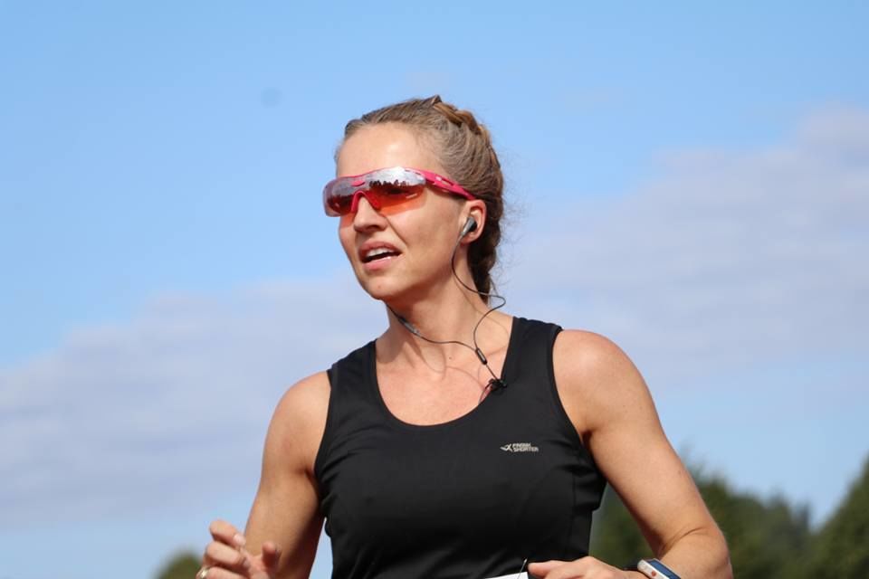 Therese Falk imponerte med å løpe over 73 kilometer på Ringerike 6-timers. (Foto: Hans Edgard Rakeie)