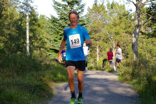 Knut Skaar er lærer ved Fagerlia videregående skole og en av de beste veteranløperne i Norge. Han blir garantert å se på på startstreken øverst i Fagerlia onsdag 13. september kl. 18.00.